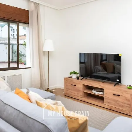 Myhousespain - Piso Con Patio En Gascona