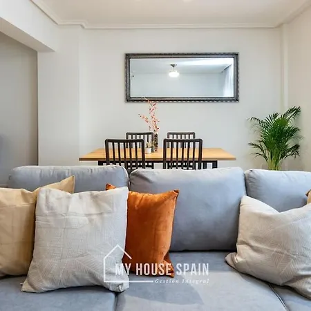 Apartman Myhousespain - Piso Con Patio En Gascona
