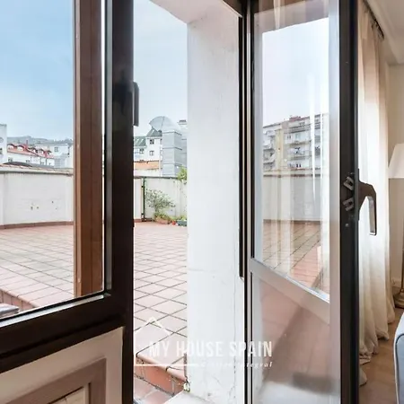 Myhousespain - Piso Con Patio En Gascona Apartman *